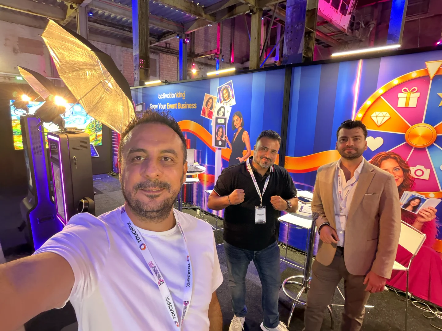 Harikalar ve Activation King ekibinden PBX Europe 2026 standında bir kare.