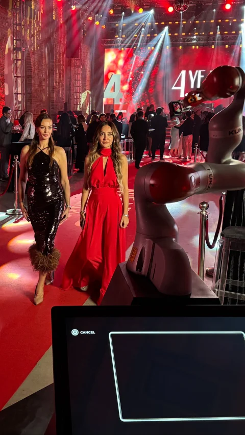 GlamBot Robot - Etkinlik Deneyimi Kiralama