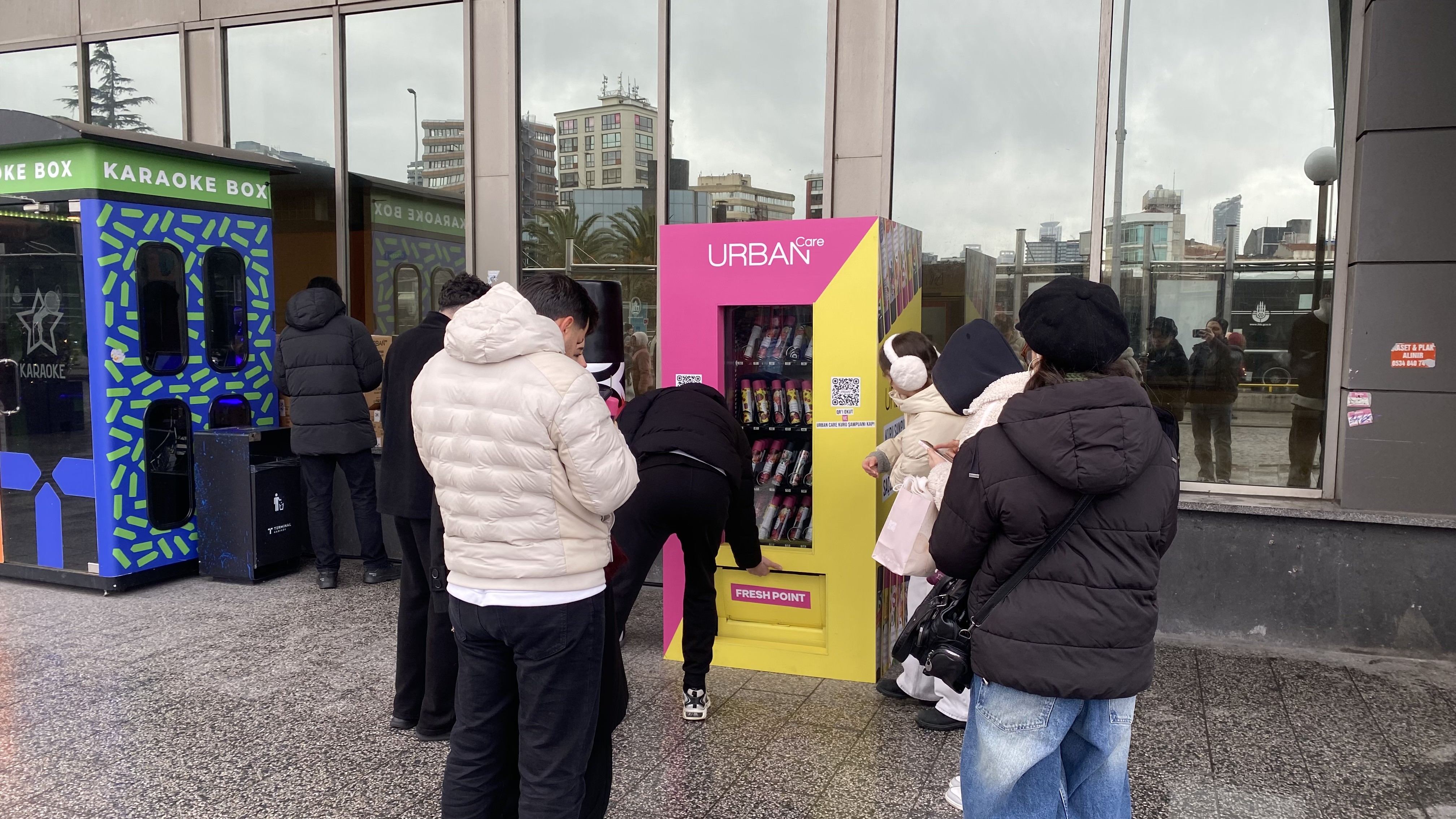 Interactive Vending Machine, Etkileşimli Otomat Kirala - Etkinlik Fotoğrafı 12