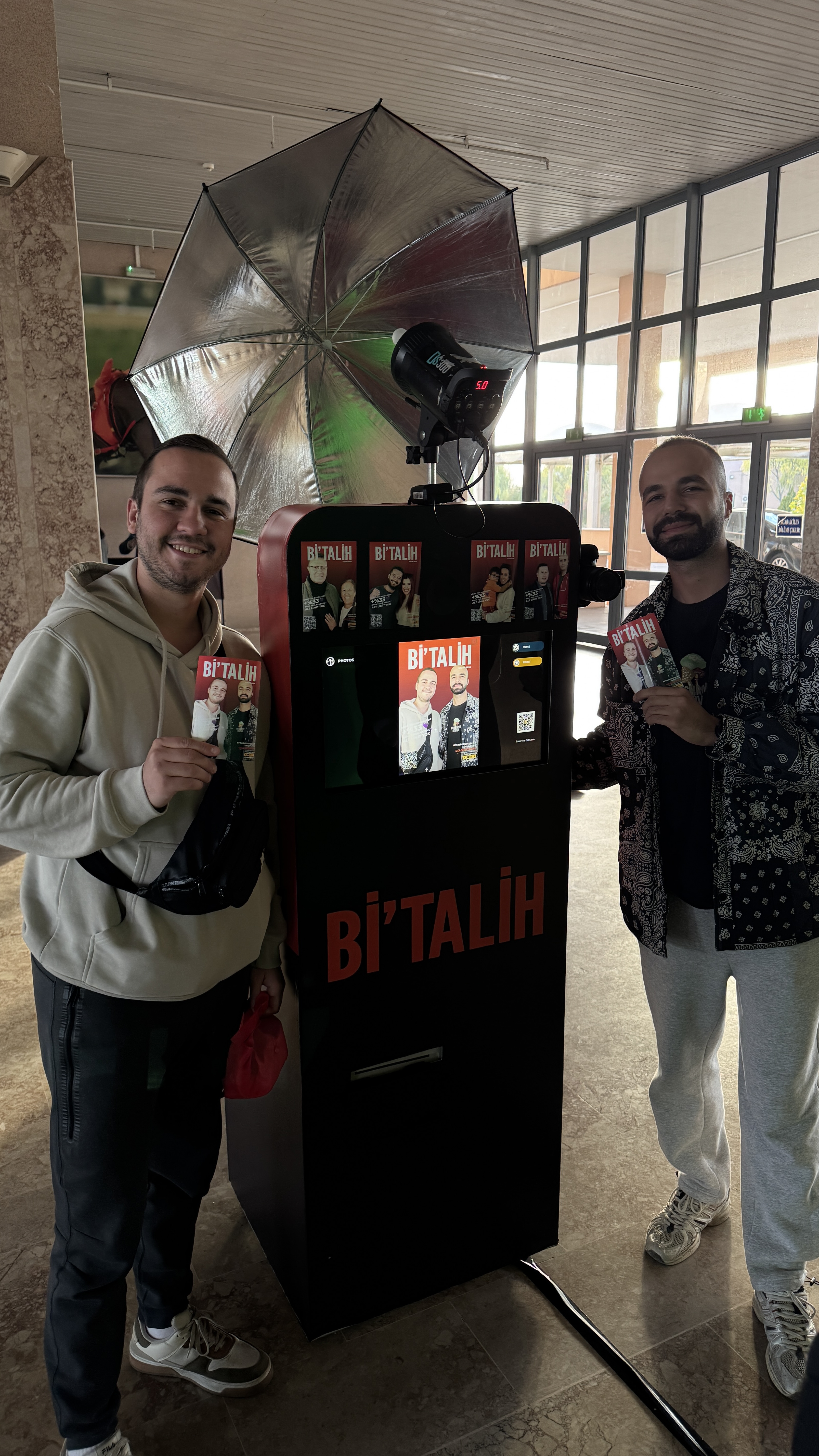 Magazine Cover - Event Photo 9