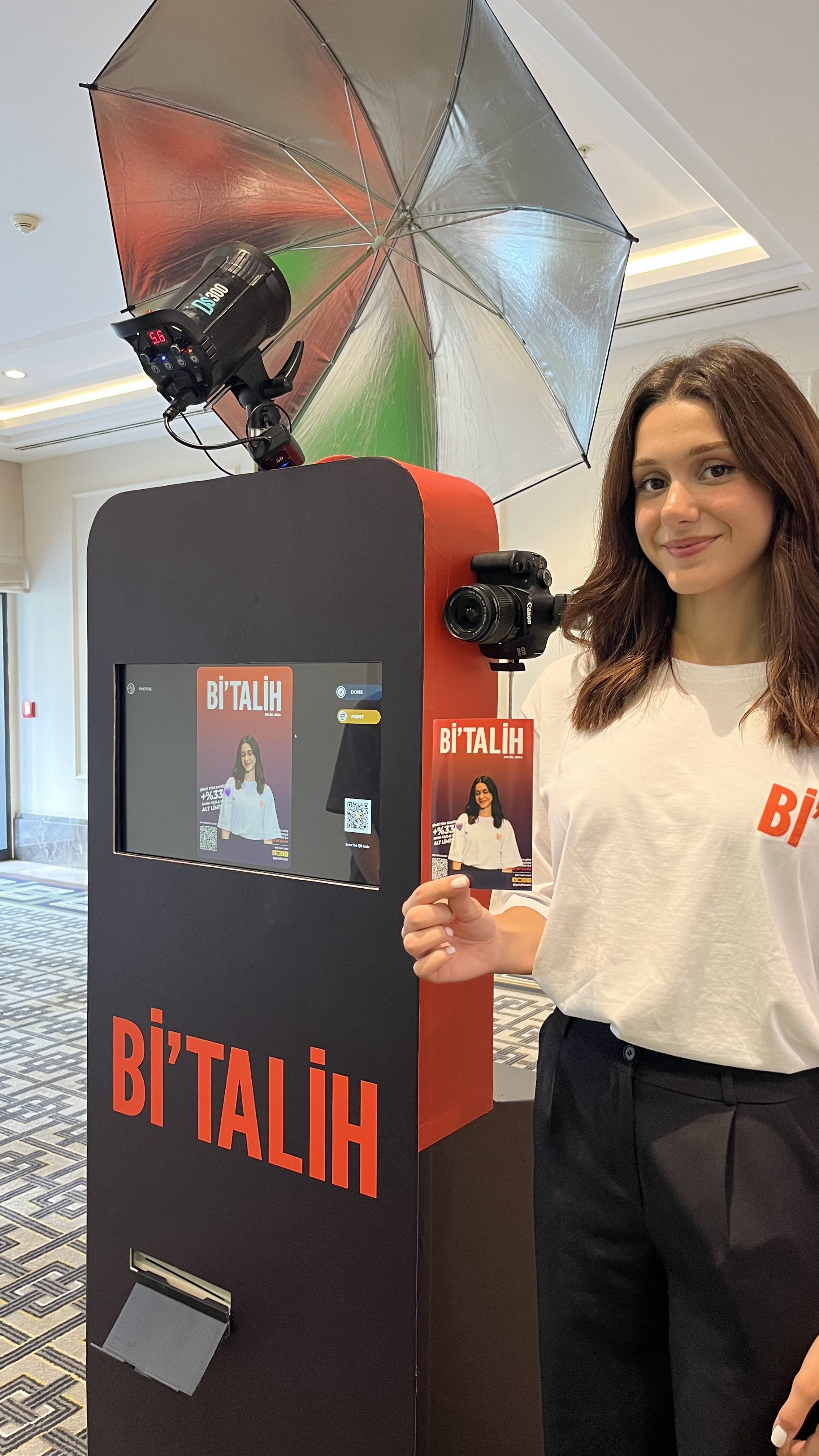 Magazine Cover - Event Photo 15