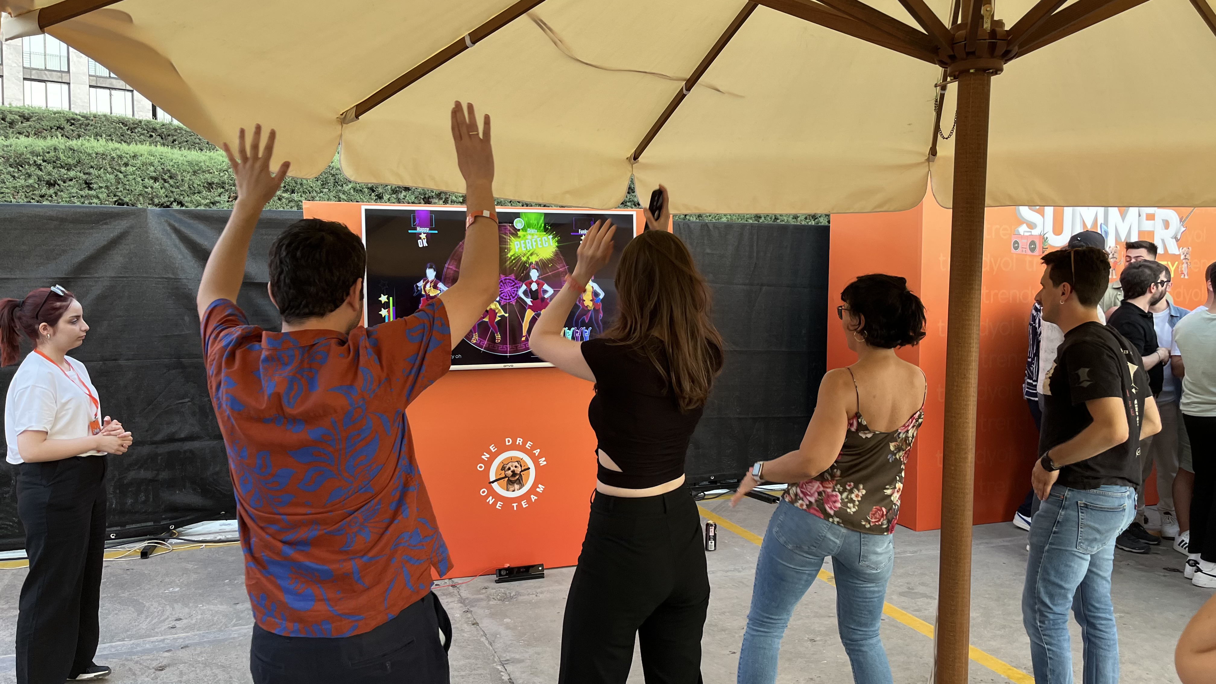 Dans Oyunu, Just Dance Kirala - Etkinlik Fotoğrafı 3