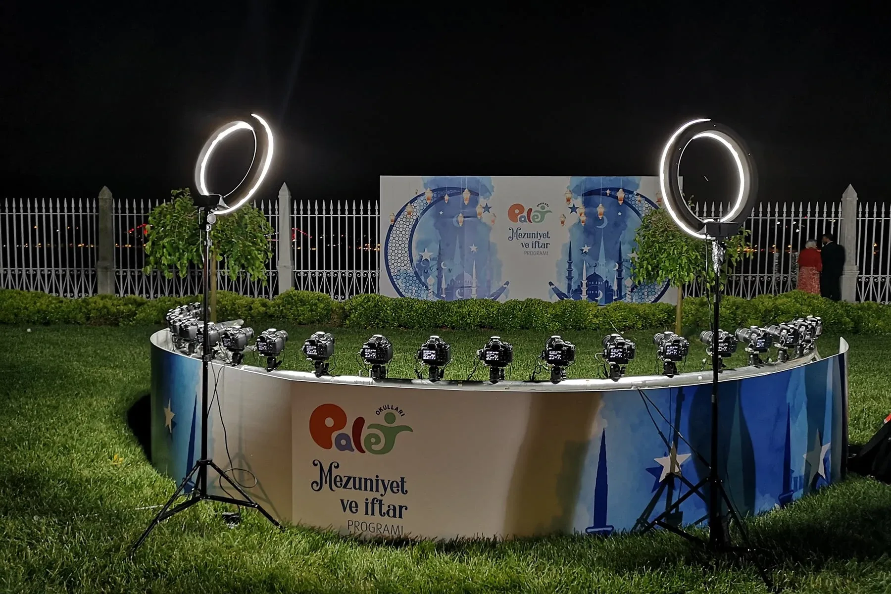 180 Degree GIF Photo Booth - 11