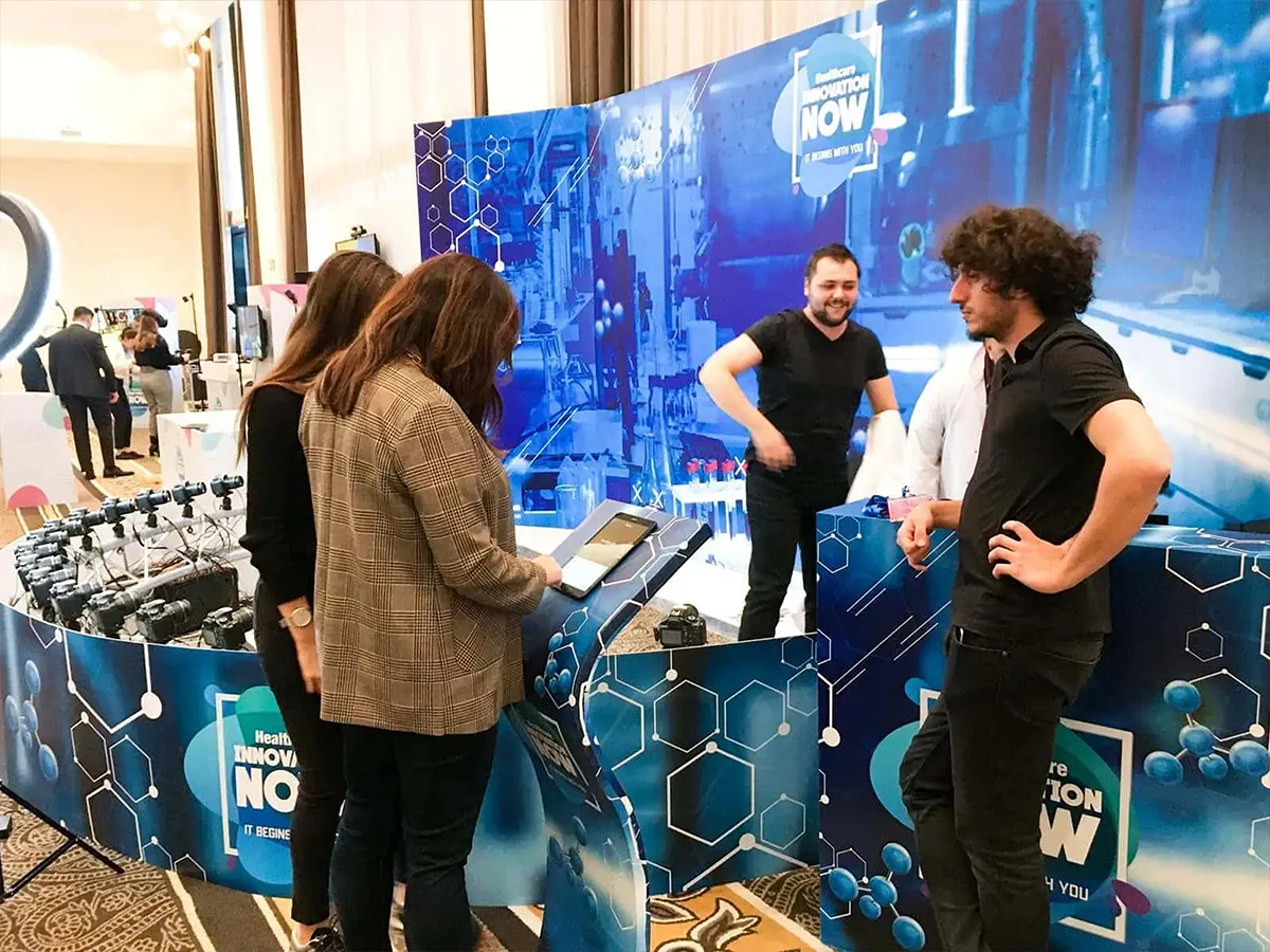 180 Degree GIF Photo Booth — Etkinlik Görseli 3