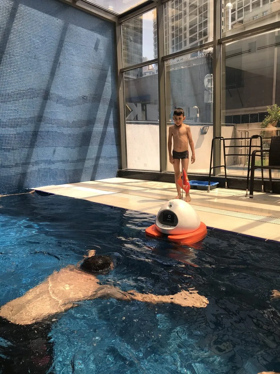 Aqua Photo Booth - 20