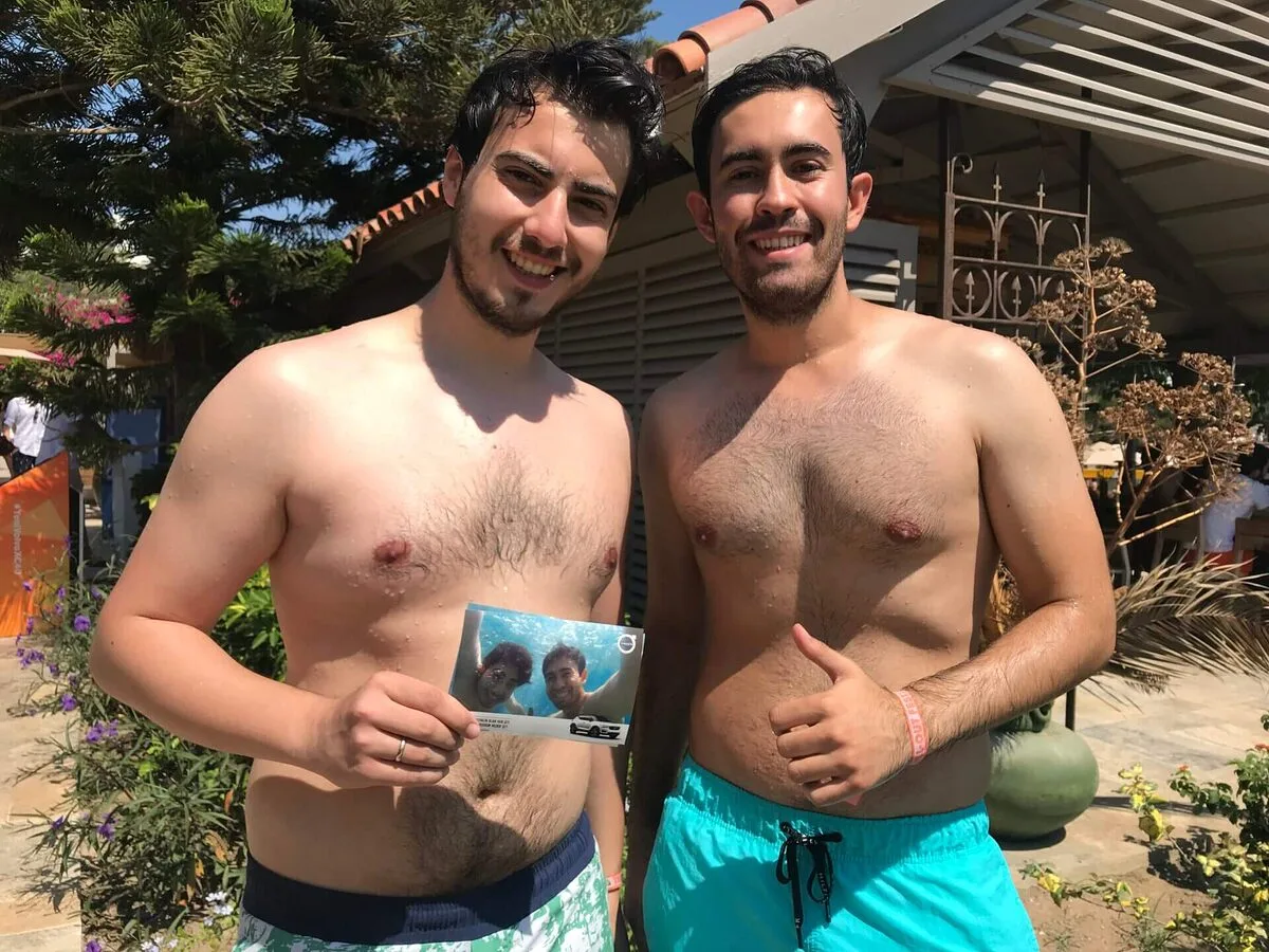 Aqua Photo Booth - 30