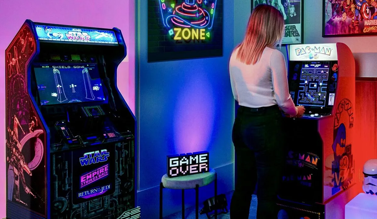 Atari Arcade Console - 4