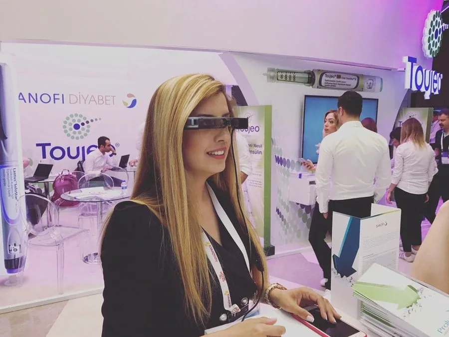 Augmented Reality Glasses - 4