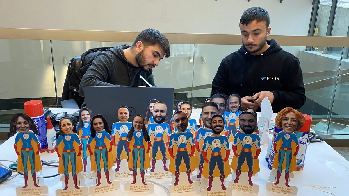 Big Head Characters - 5