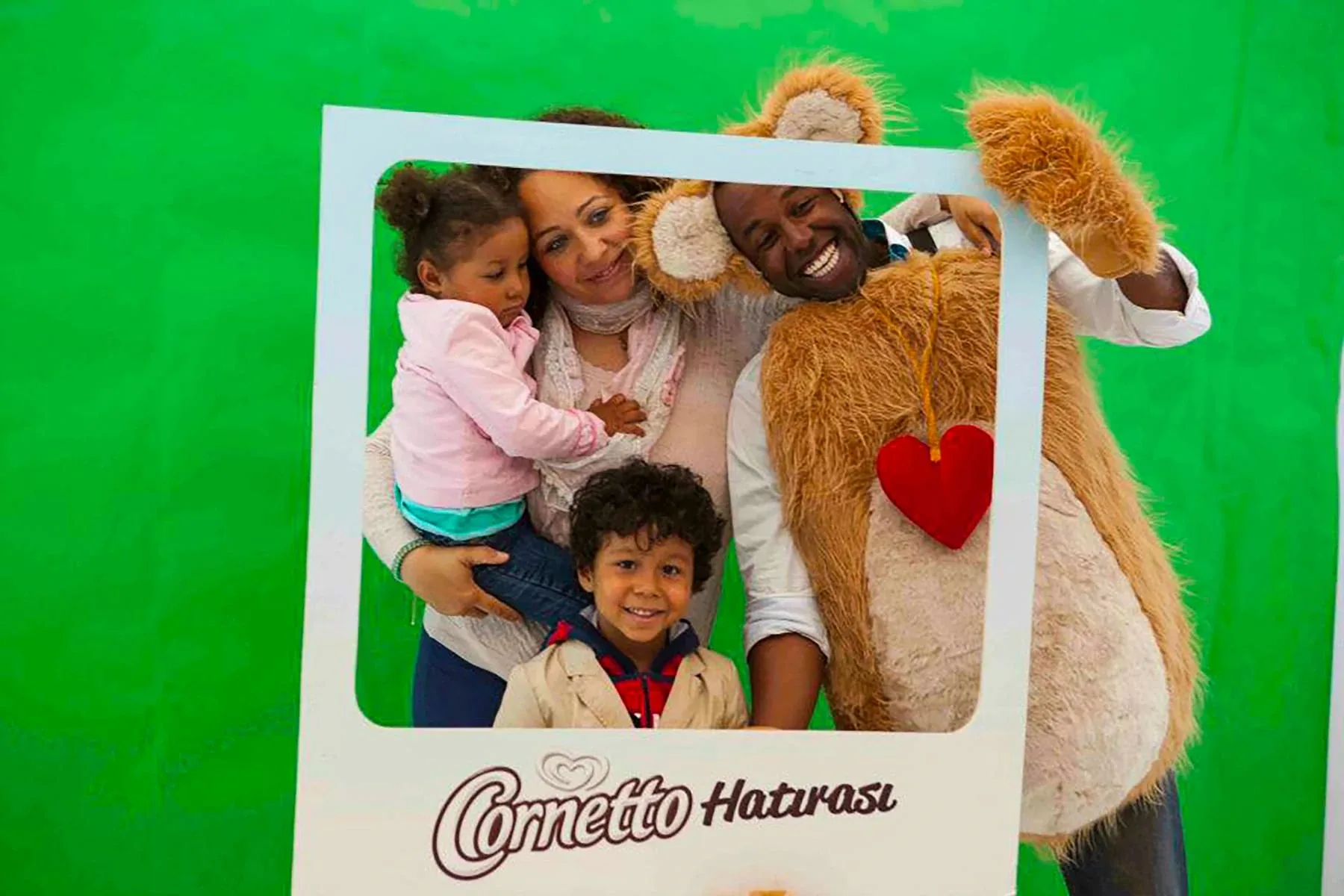 Green Box Photo Booth - 12