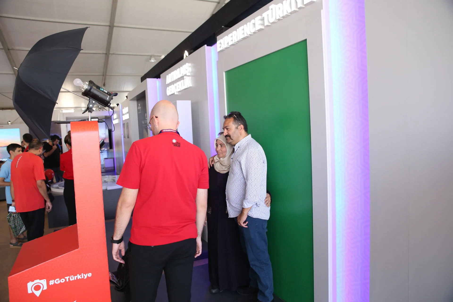 Green Box Photo Booth - 30