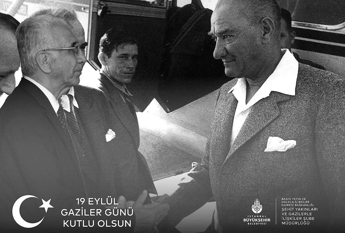 Green Box Photo Booth - 4