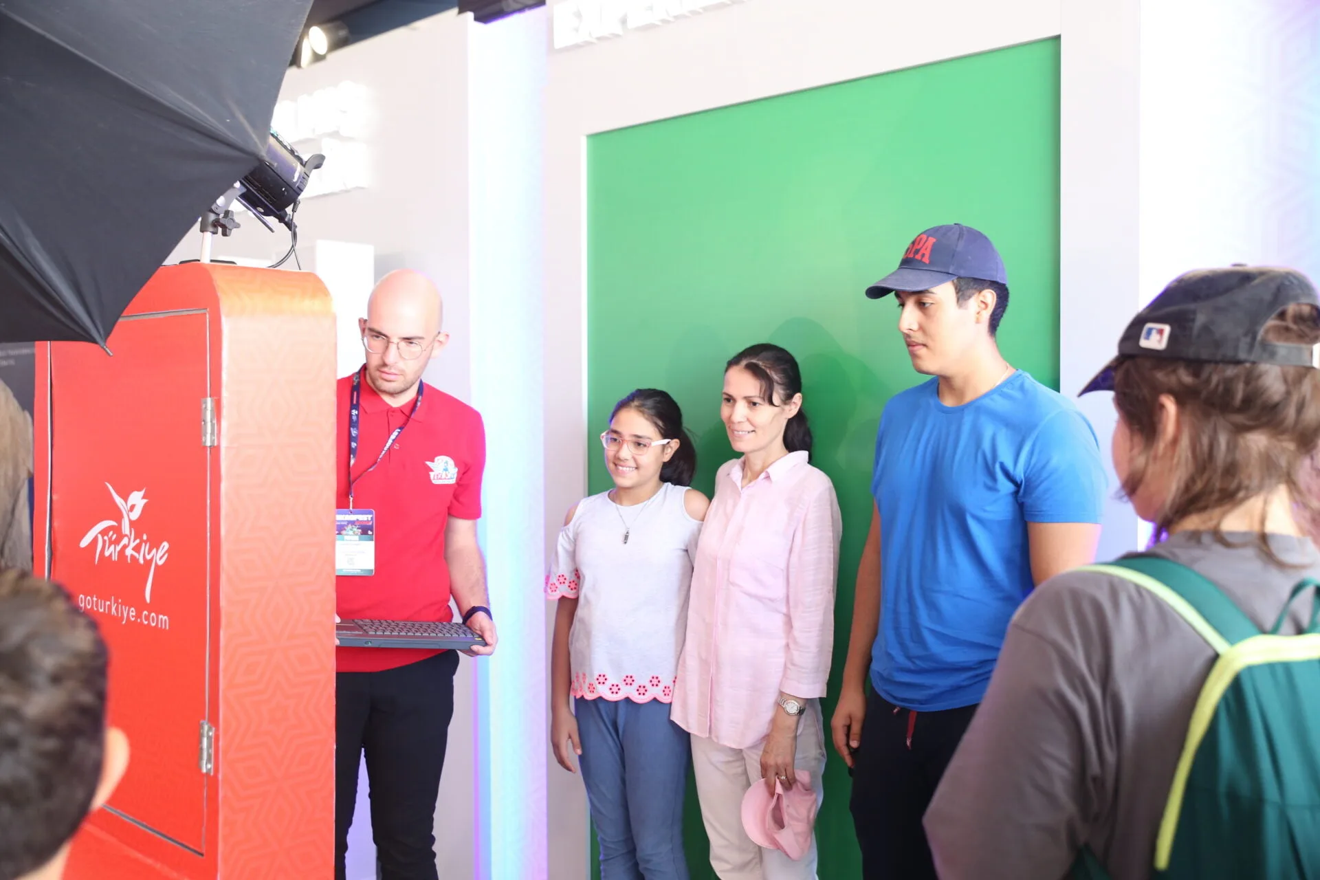 Green Box Photo Booth - 31