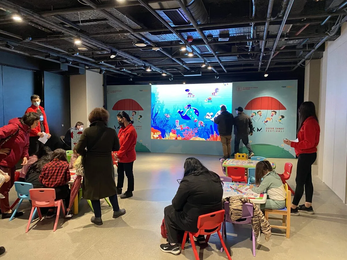 Interactive Aquarium - 14