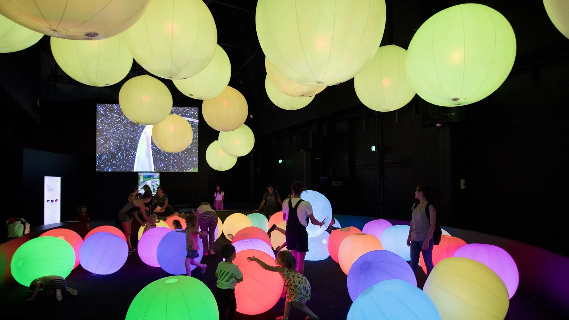 Interactive Sound Balls - 8