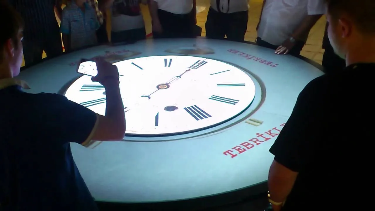 İnteraktif Masa — Etkinlik Görseli 2