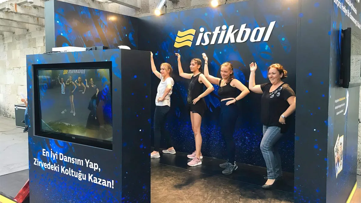 Just Dance — Etkinlik Görseli 2