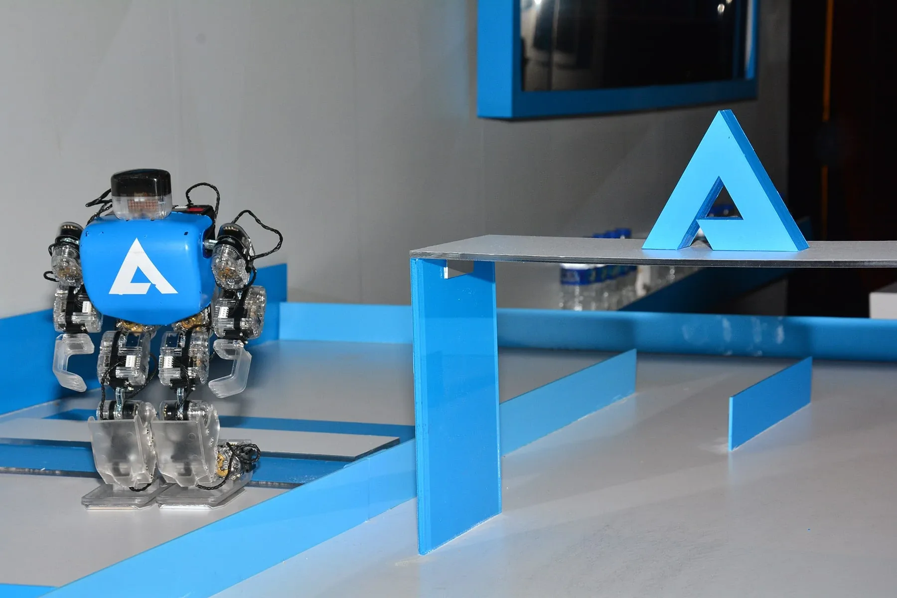 Marketing Robot - 15