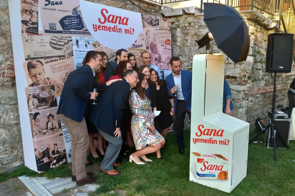 Photo Booth Kiosk - 20