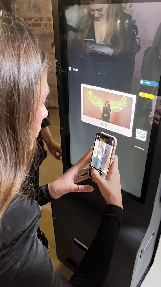 Photo Booth Kiosk - 6