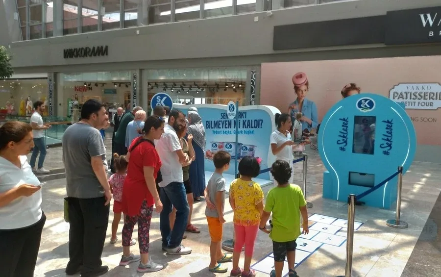 Social Vending Machine - 6