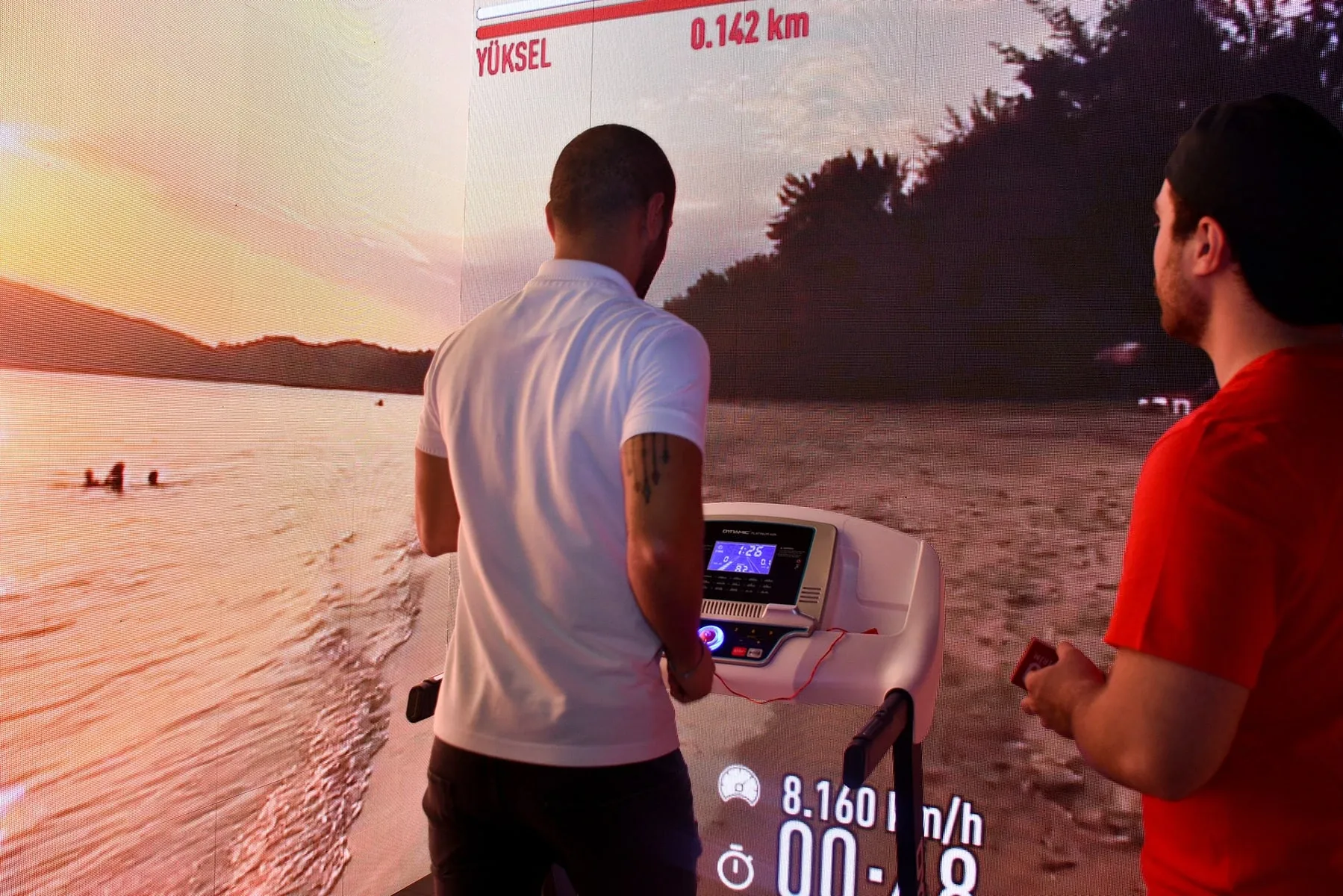 Virtual Running Booth - 4