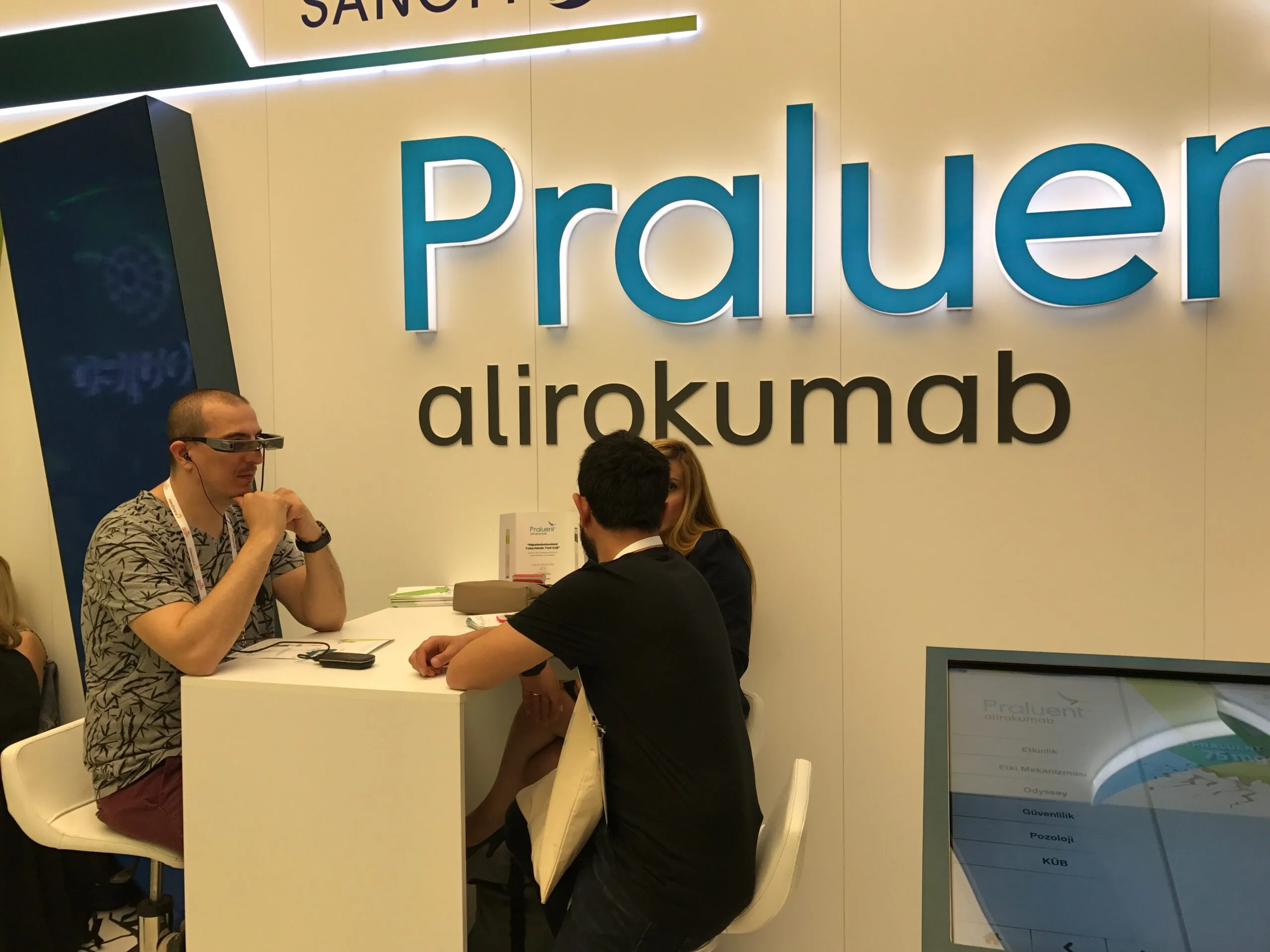 Augmented Reality Glasses — Özel Tasarım 3