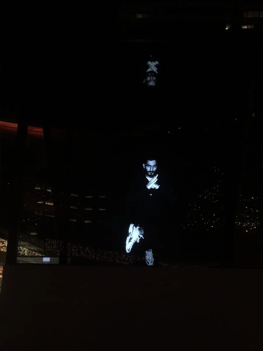 Hologram Monument — Özel Tasarım 2