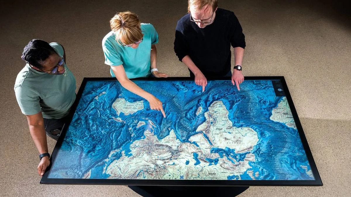 İnteraktif Masa — Özel Tasarım 1