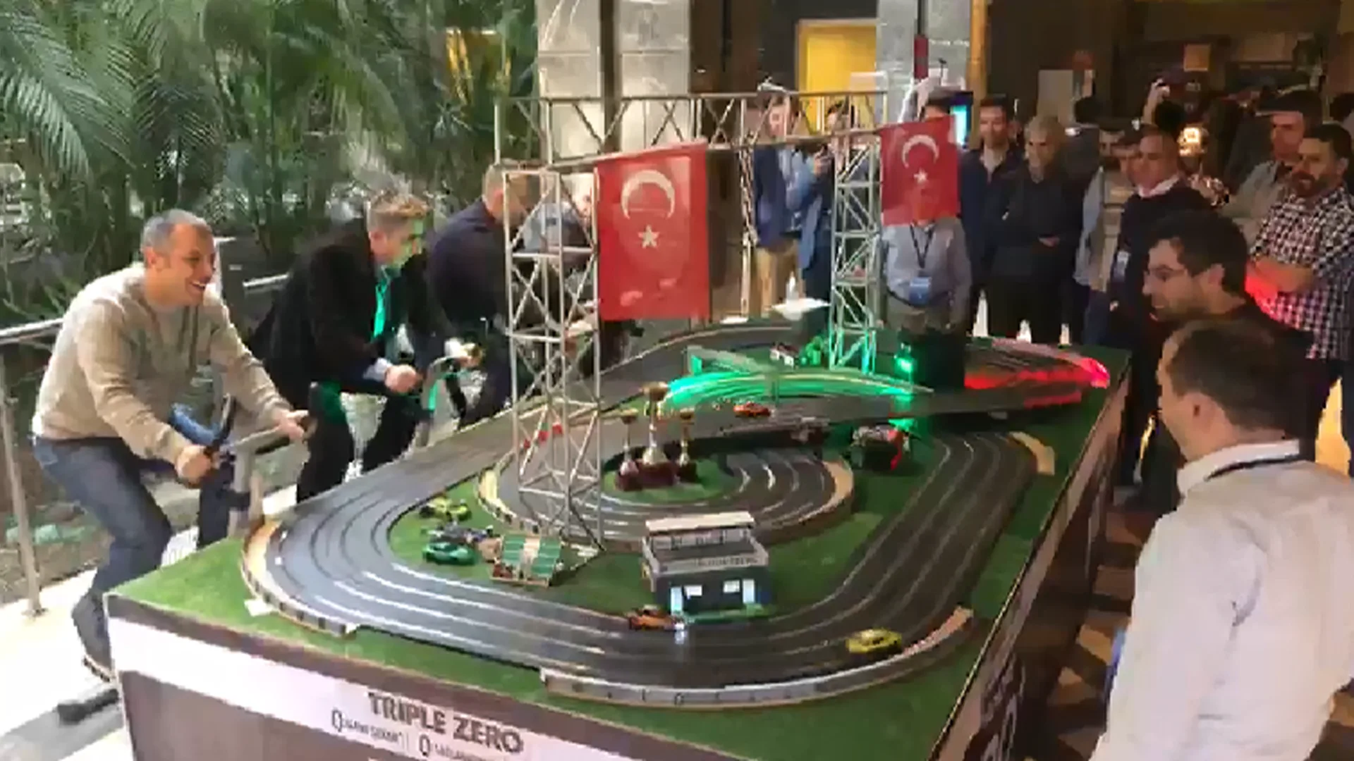 Slot Car Parkour — Özel Tasarım 2