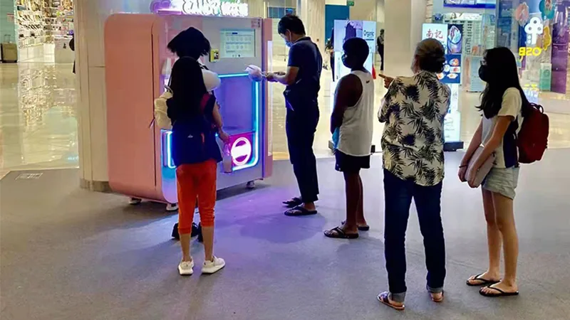 Social Vending Machine — Özel Tasarım 2