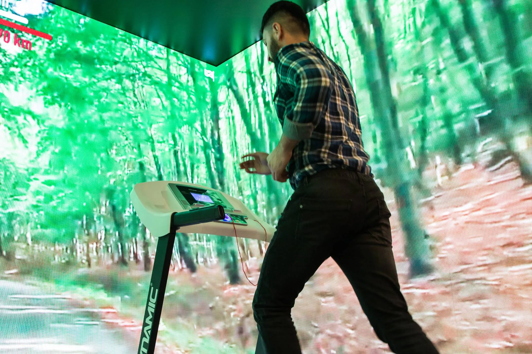 Virtual Running Booth — Özel Tasarım 2