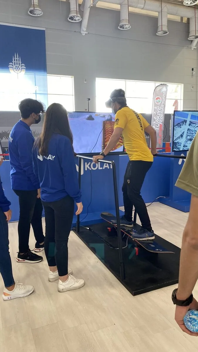 VR Snowboard — Özel Tasarım 2