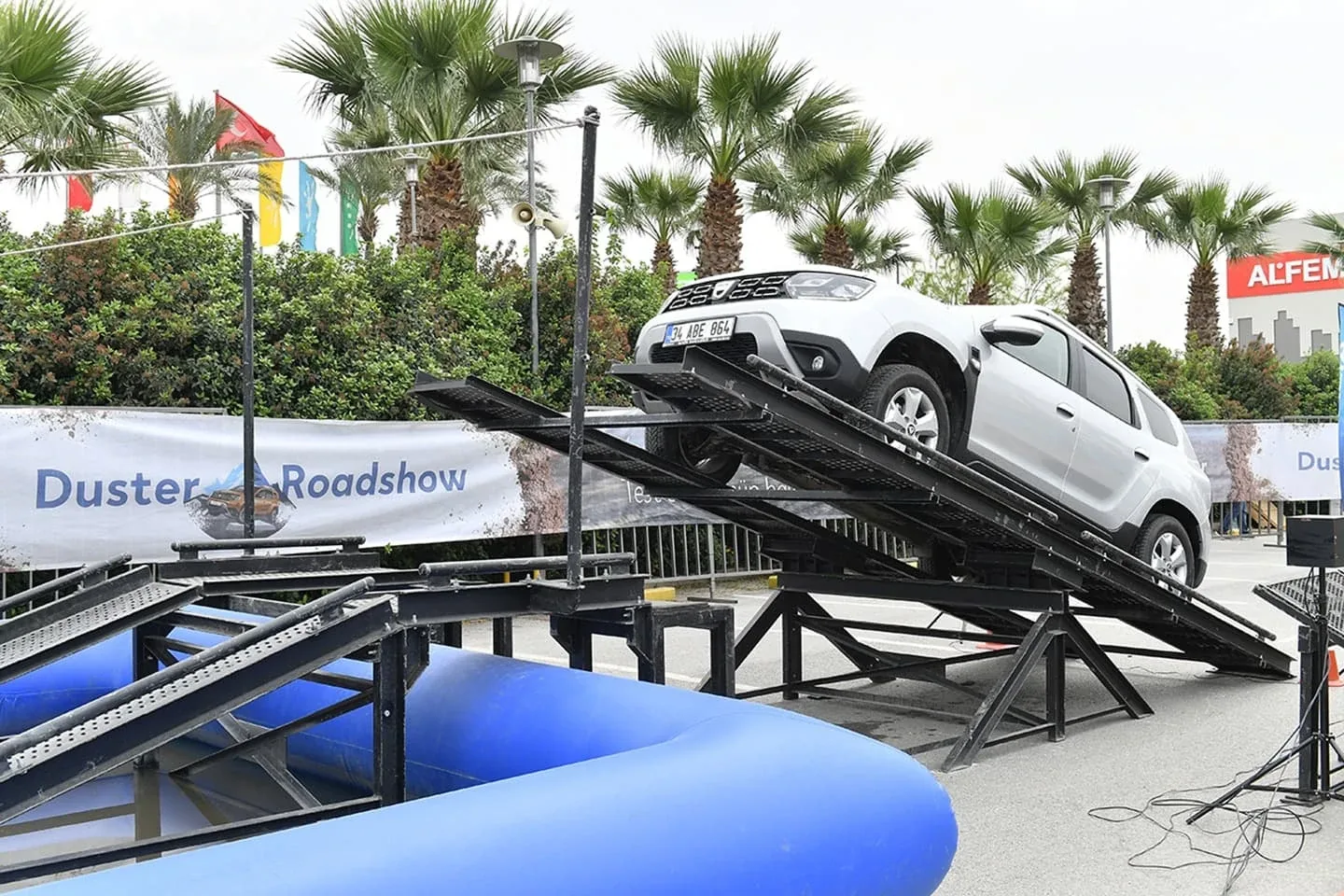 Dacia Duster 2018 Roadshow - 9