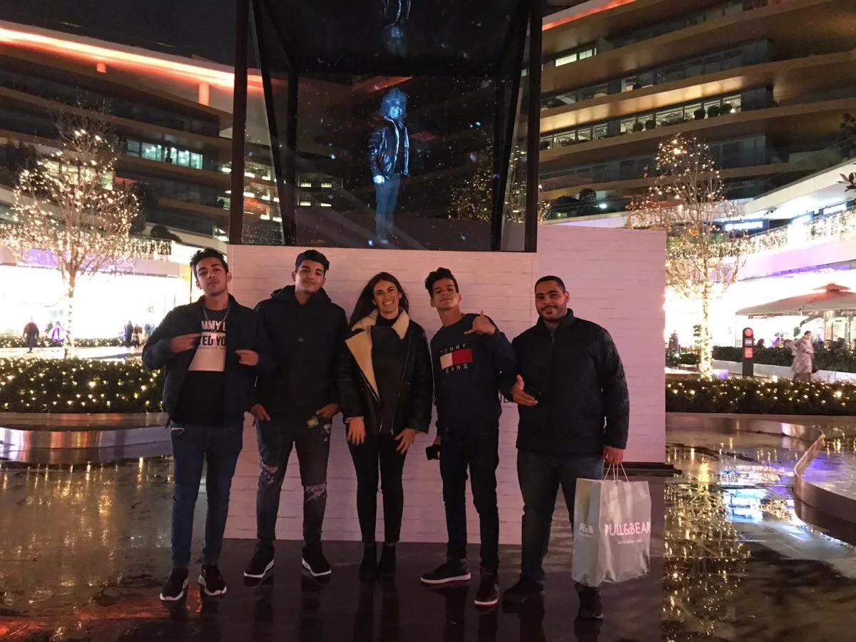 Johnnie Walker Hologram Kabini — Zorlu Center - 9