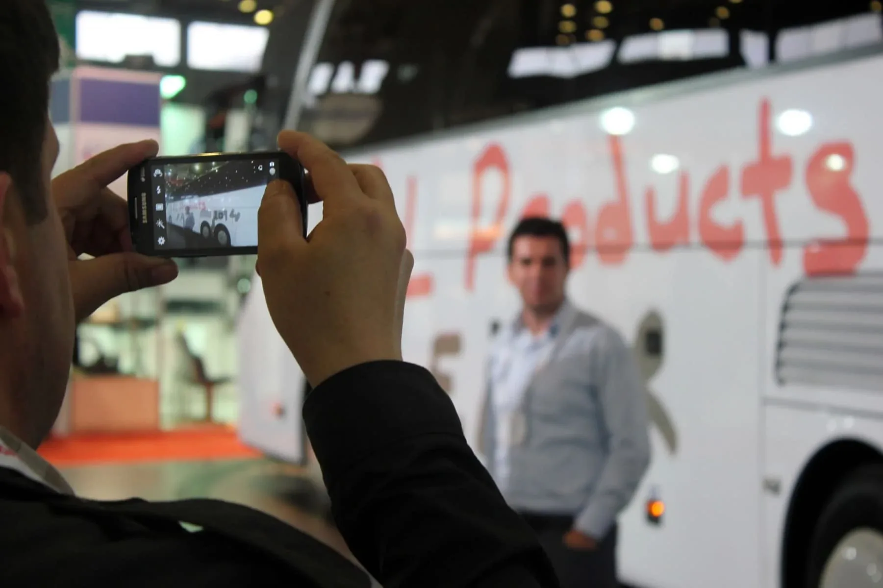 Mercedes Live Painter — Busworld Fuarı - 4