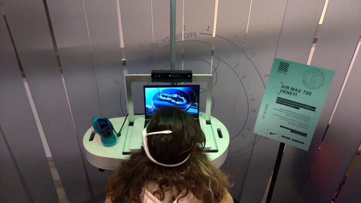 Nike Air Max 720: EEG Teknolojisi ve Sanat - 3