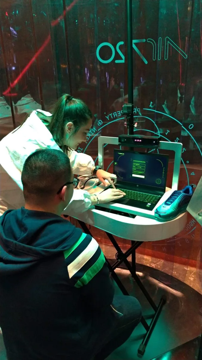 Nike Air Max 720: EEG Teknolojisi ve Sanat - 11