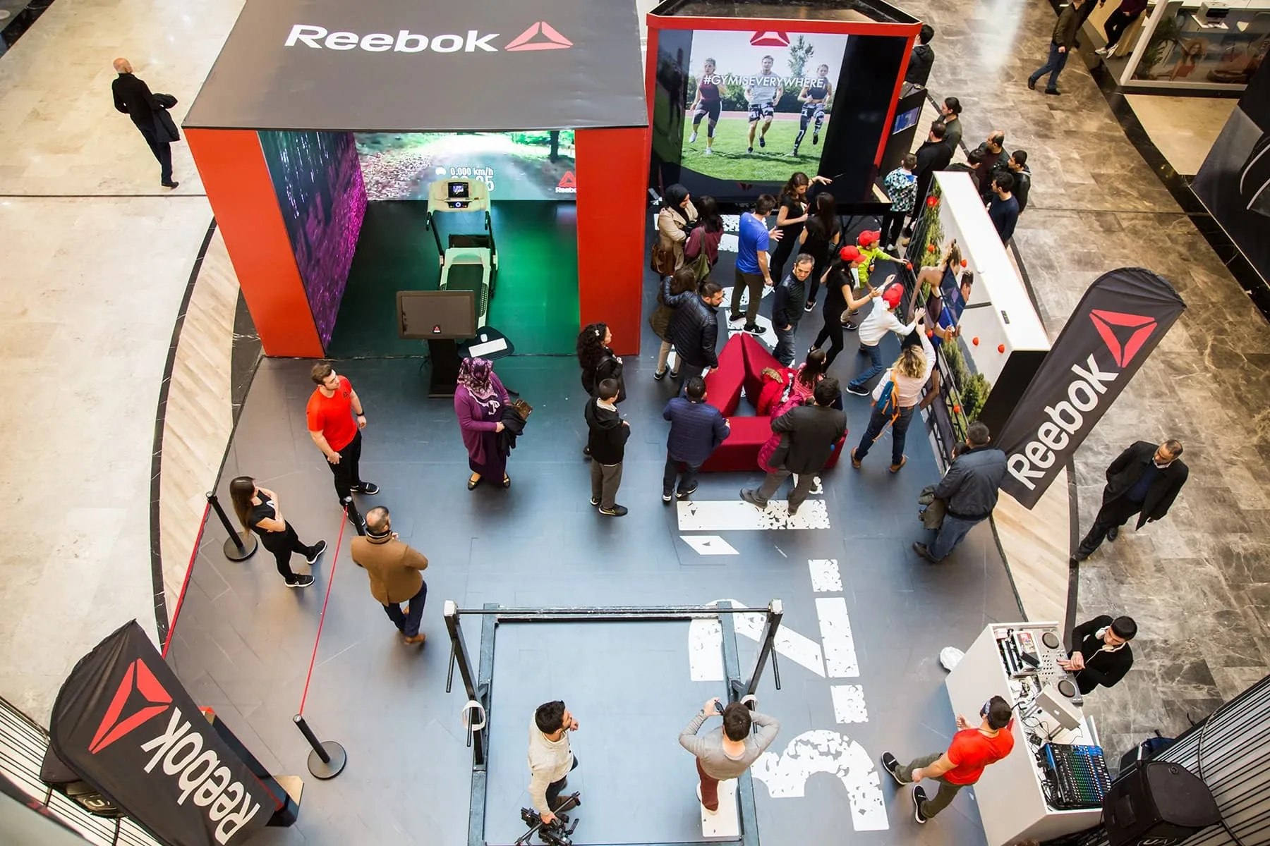 Reebok AVM Aktivasyonları - 1