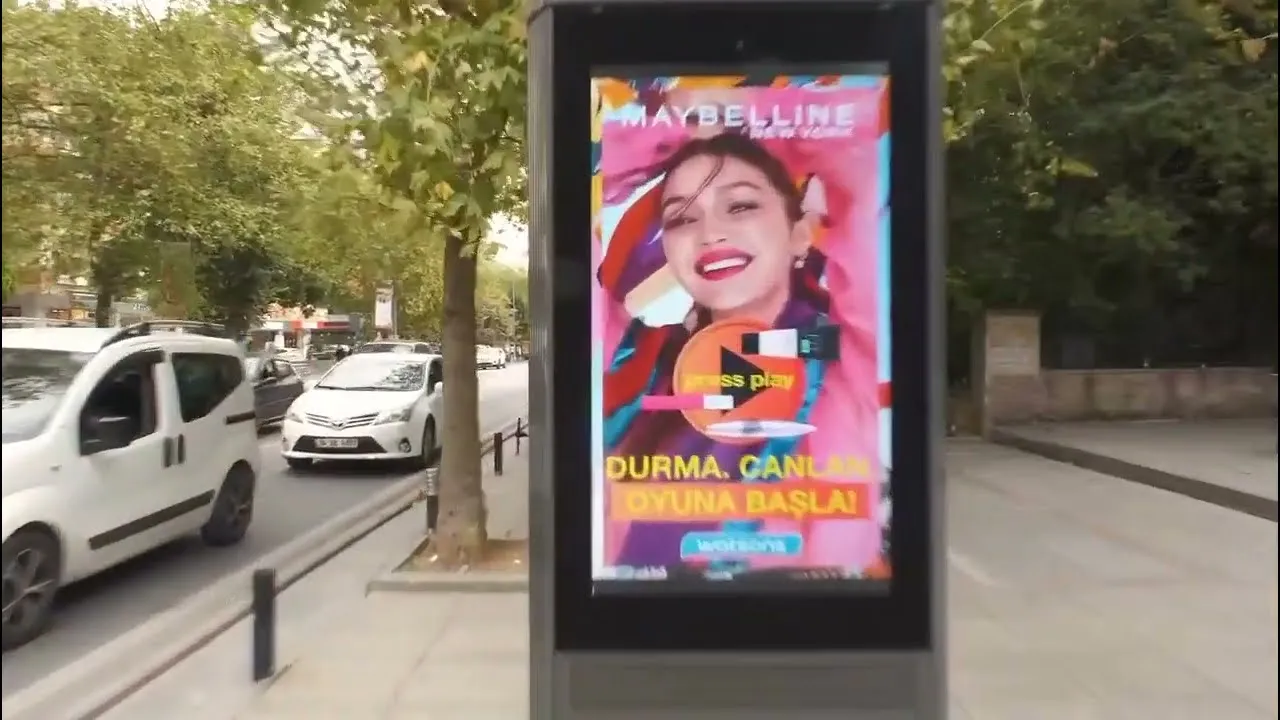 Maybelline Newyork Press & Play - MAYBELLINE NEW YORK - Proje Videosu